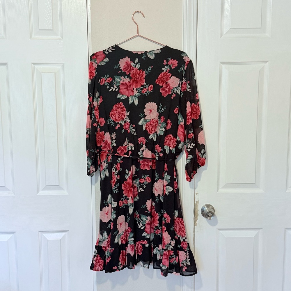 Maurices Floral Dress 🌹🖤 – New With Tags *Cross-listed* - Picture 2 of 4